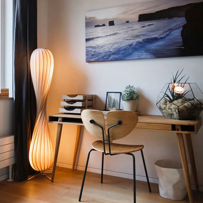 Ozawa Modern Twisted Wood Floor Lamp Wood Color