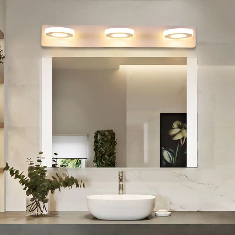 Leigh Minimalist Round Metal Wall Lamp, White, Bathroom