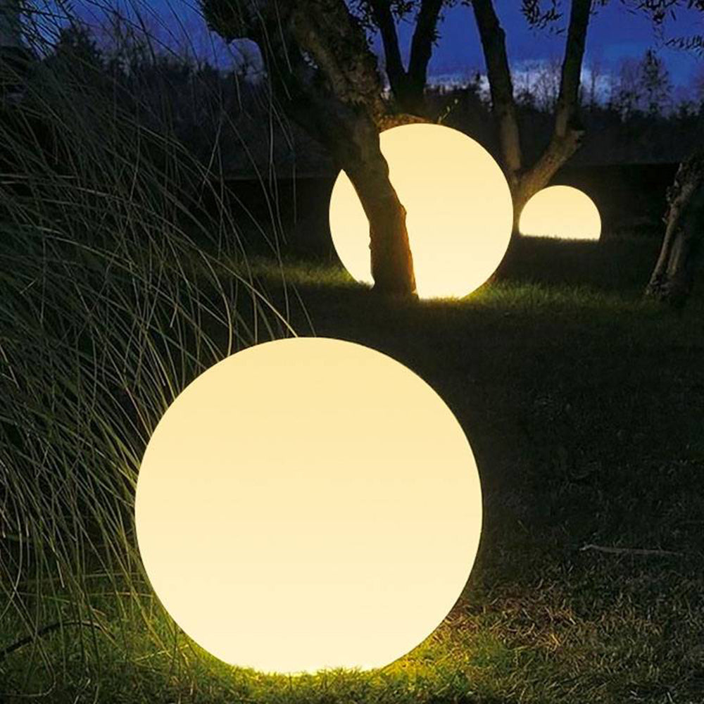 Elif Minimalist Globe LED Outdoor Light Resin