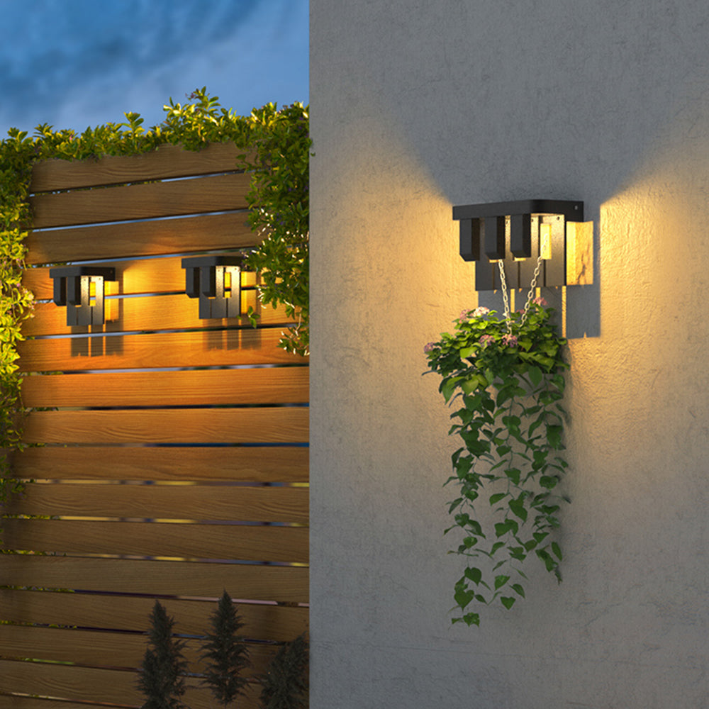 Orr Modern Minimallist Metal Solar Outdoor Garden/Yard Wall Lamp, Black