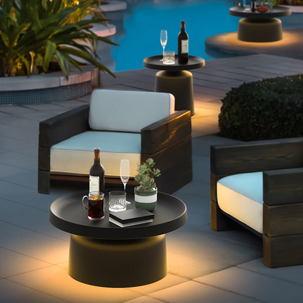 Pena Table Metal Rechargeable/Solar Outdoor Floor Lamp, Black