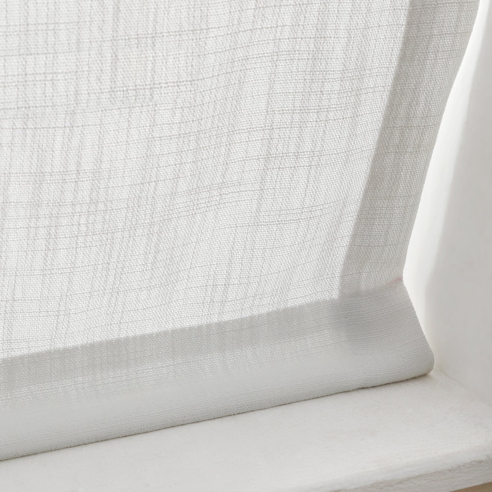 Loomy Linen Roman Shade Cordless