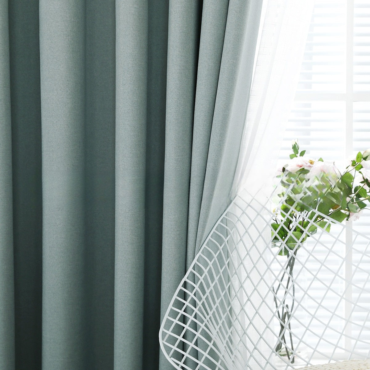 Modern Linen Solid Color Semi-Blackout Thermal Insulated Curtains