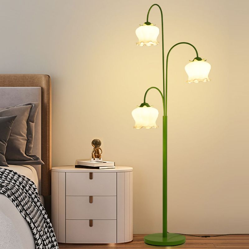 Lily Green Shade Flower Floor Lamp, Metal/Glass, Living Room/Bedroom