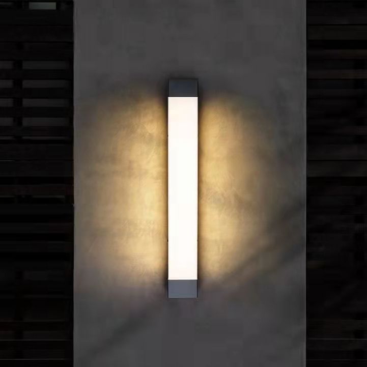 Orr Minimalist Linear Metal Outdoor Wall Lamp, Black