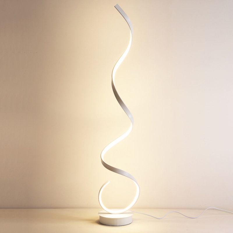 Louise Modern Steamline Minimalist linear Floor Lamp