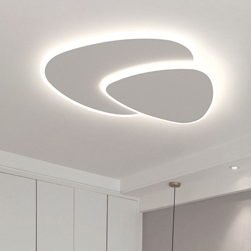 Quinn Designer Geometric Metal/Acrylic Flush Mount Ceiling Light, White