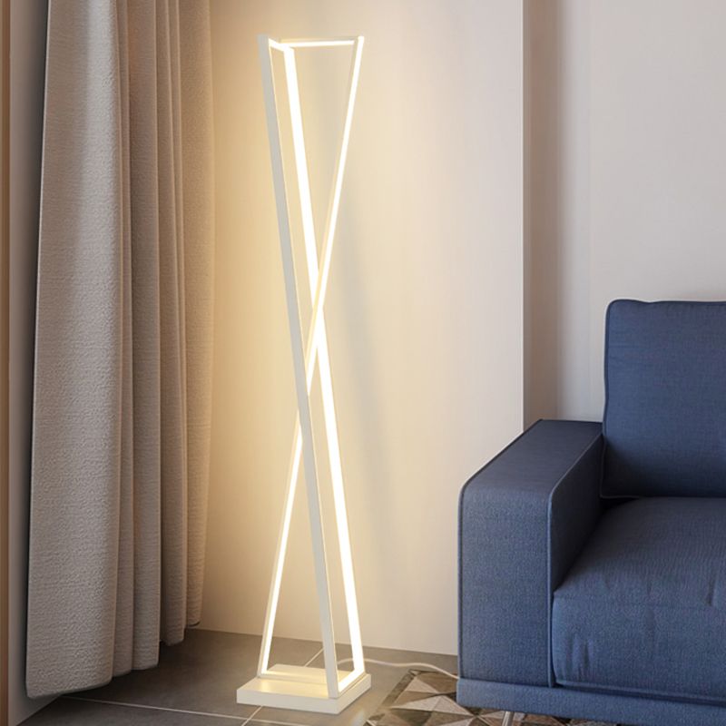 Edge Linear Triangle Floor Lamp Metal