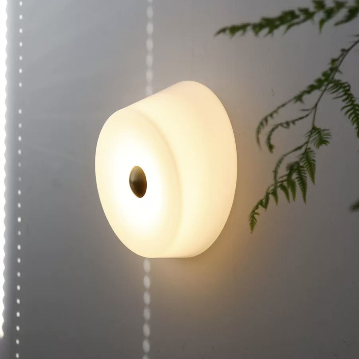 Orr Modern Simple Irregular Glass Metal Wall Light