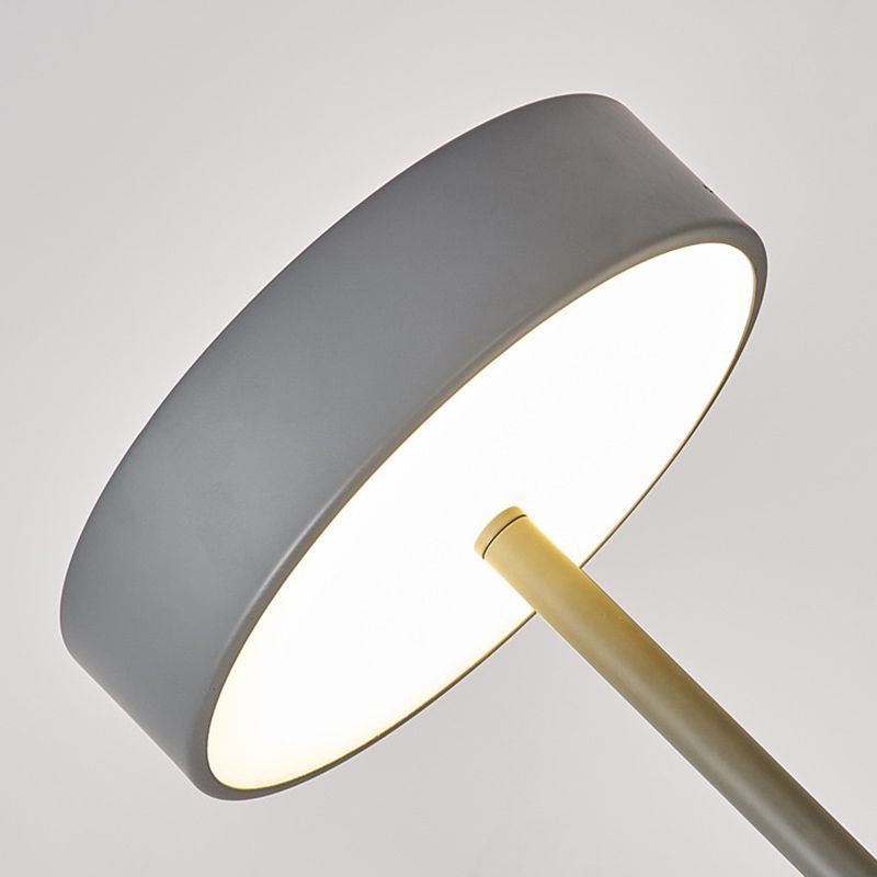 Edge Floor Lamp Linear Modern/Minimalist, Black/White/Gray, Bedroom
