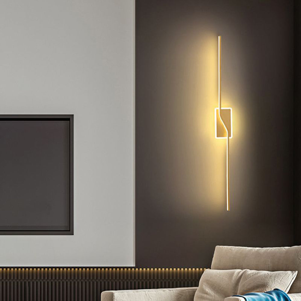 Leigh Luxury Curved Linear Metal Wall Lamp