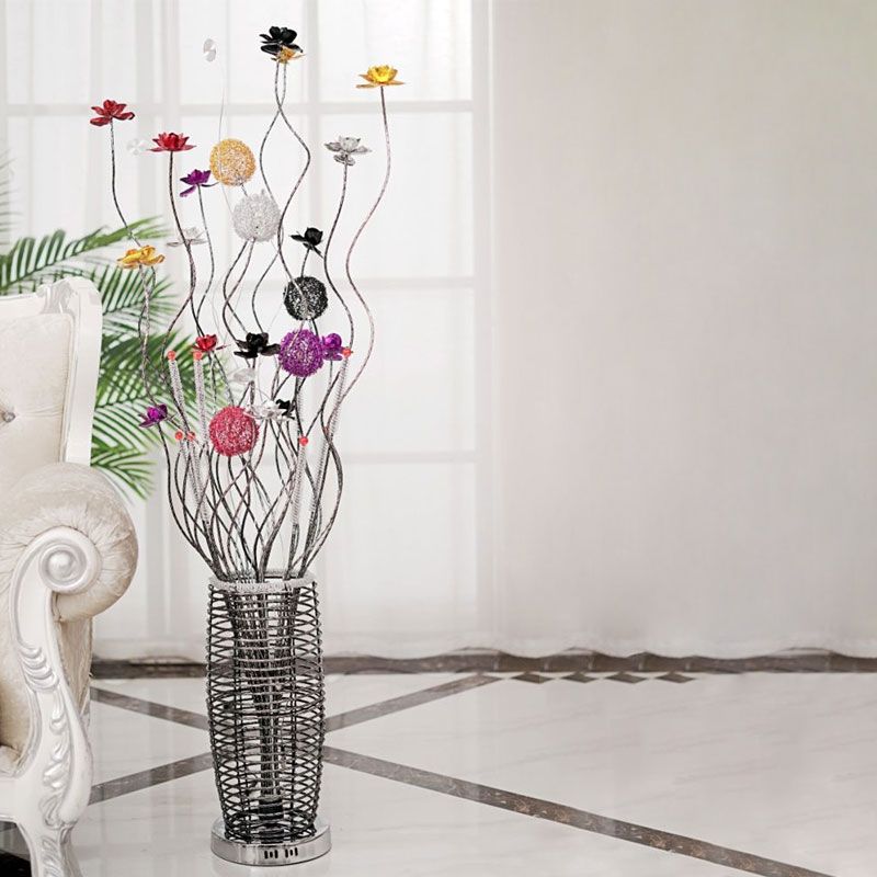 Bella Art Deco Flower Vase Metal Floor Lamp