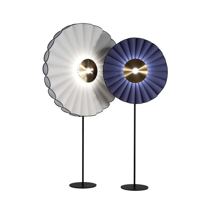 Chan Flower Metal/Artificial Paper Floor Lamp, White/Blue