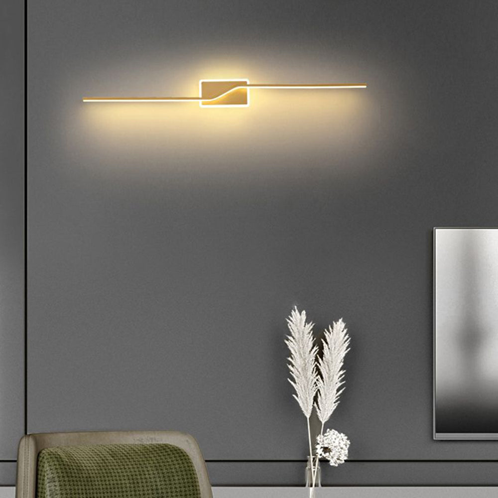 Leigh Luxury Curved Linear Metal Wall Lamp