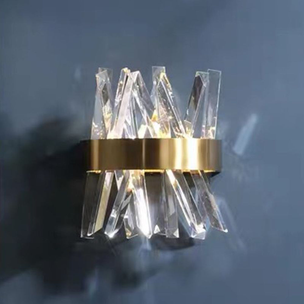 Marilyn Decorative Geometric Crystal/Metal Wall Lamp, Gold