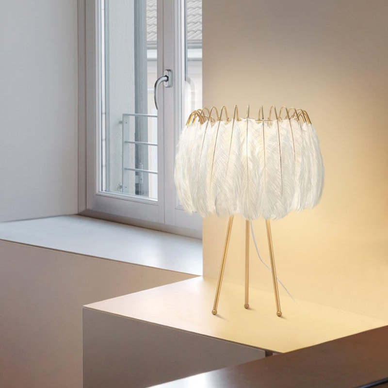 O'Moore Artistic Tripod Feather Floor Lamp, White