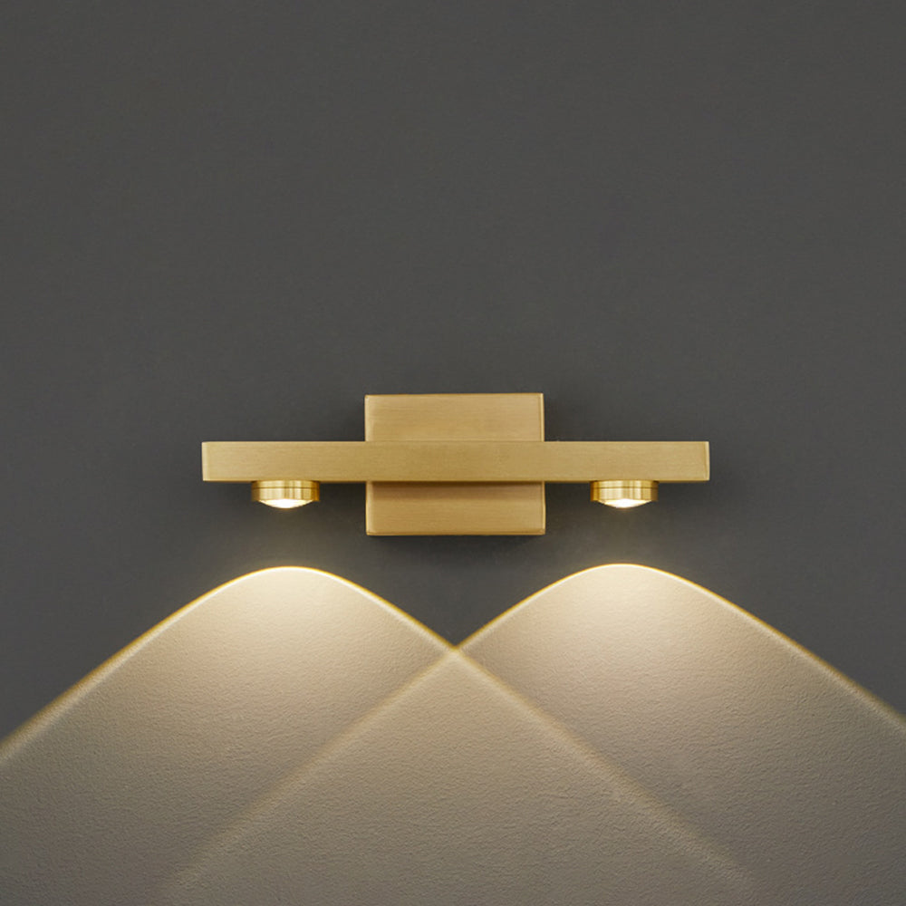Freja Liner Simple Wall Lamp Mirror, Black/Gold