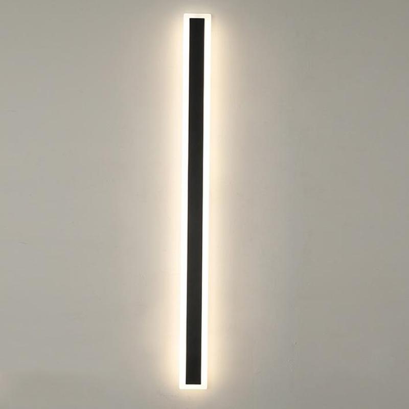 Edge Radiance Linear Metal LED Outdoor Wall Lamp Black White