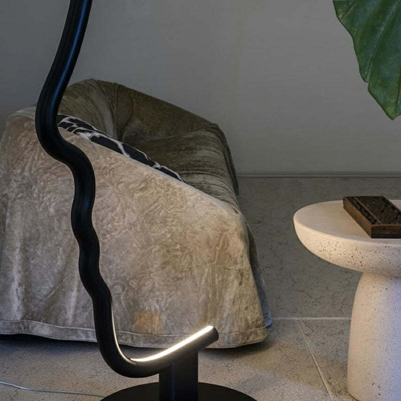 Edge Human Face Profile Modern Arc Floor Lamp, Black, Metal/Silicon