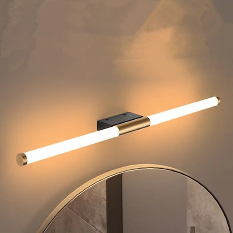 Leigh Minimalist Linear Metal Wall Lamp